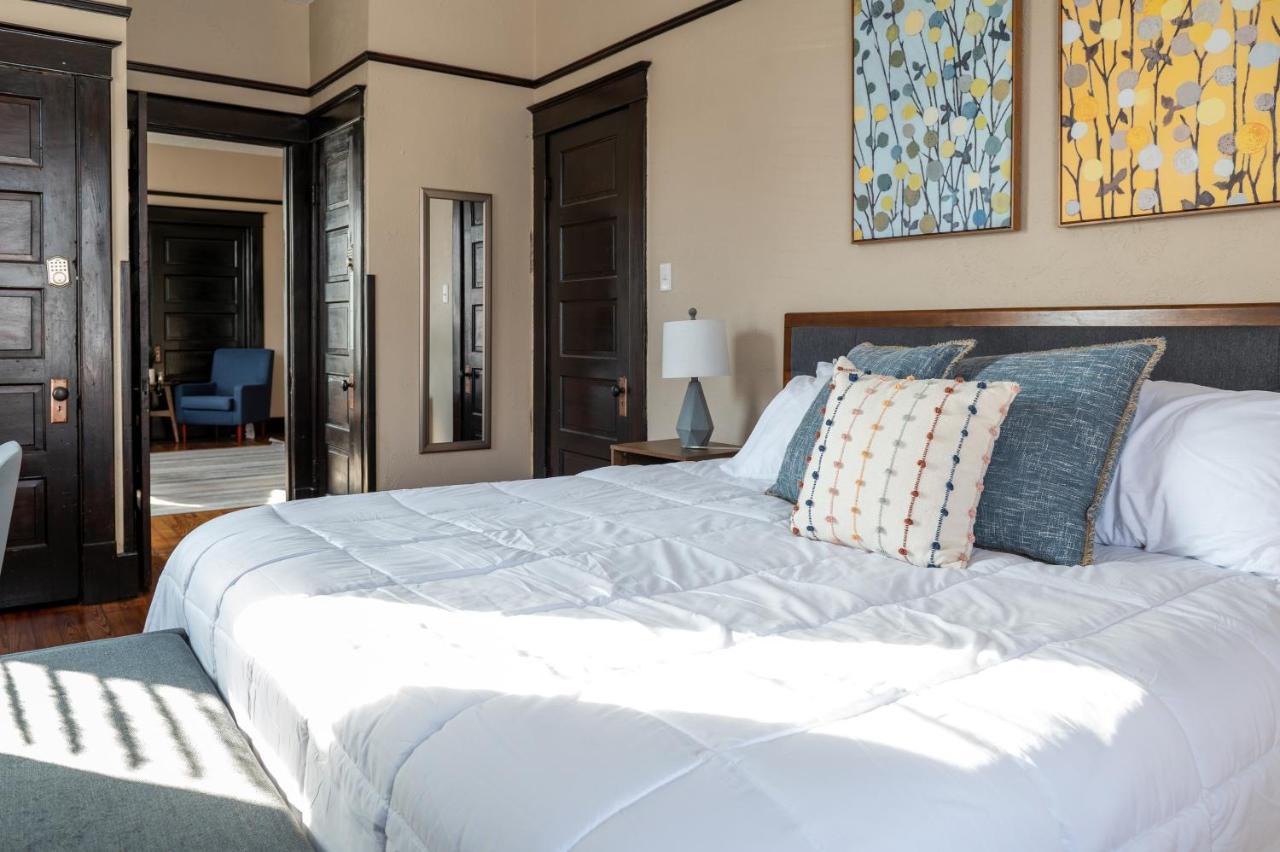 Updated 3 Bedroom Unit With Balcony! Cape Girardeau Εξωτερικό φωτογραφία